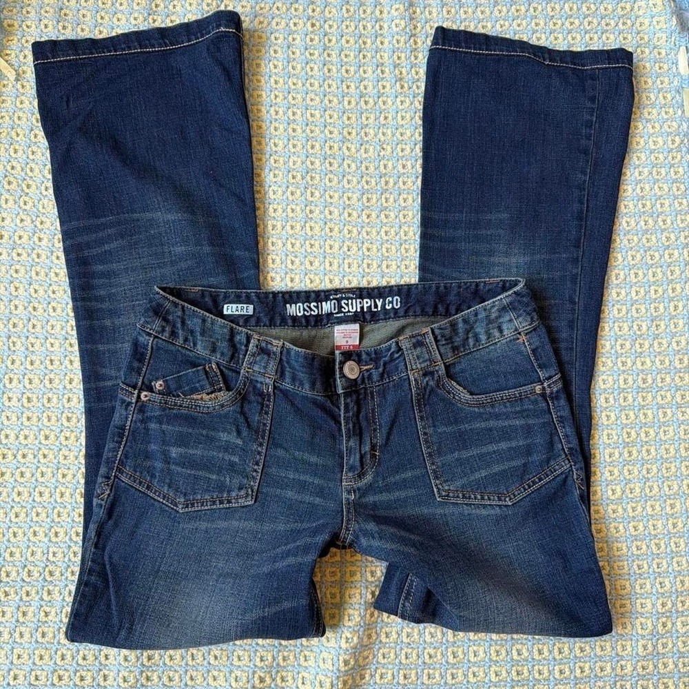 Mossimo Supply Co Low Rise Flare Jeans Medium Wash Whiskered Y2K Size 9